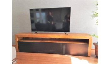Móvel para Tv de Madeira com Gavetas em laca preta   2.20 x 0.40 x 0.60 RC25