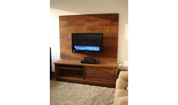 Painel de madeira para TV  PA16