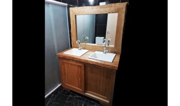 Gabinete de Madeira para Banheiro Sob Medida GB10